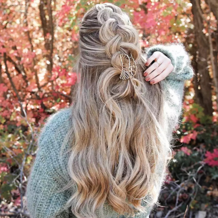 Loose Braid Style
