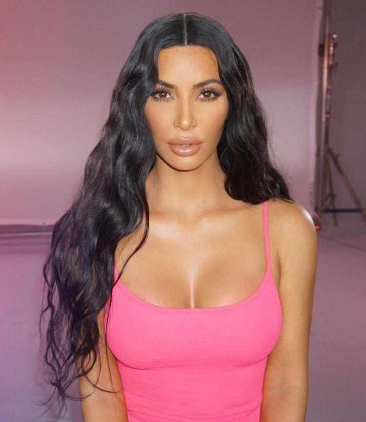 Kim Kardashian textured hair