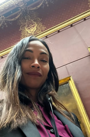 Zoe Saldana Shoulder-Length Ombré Straight Hair