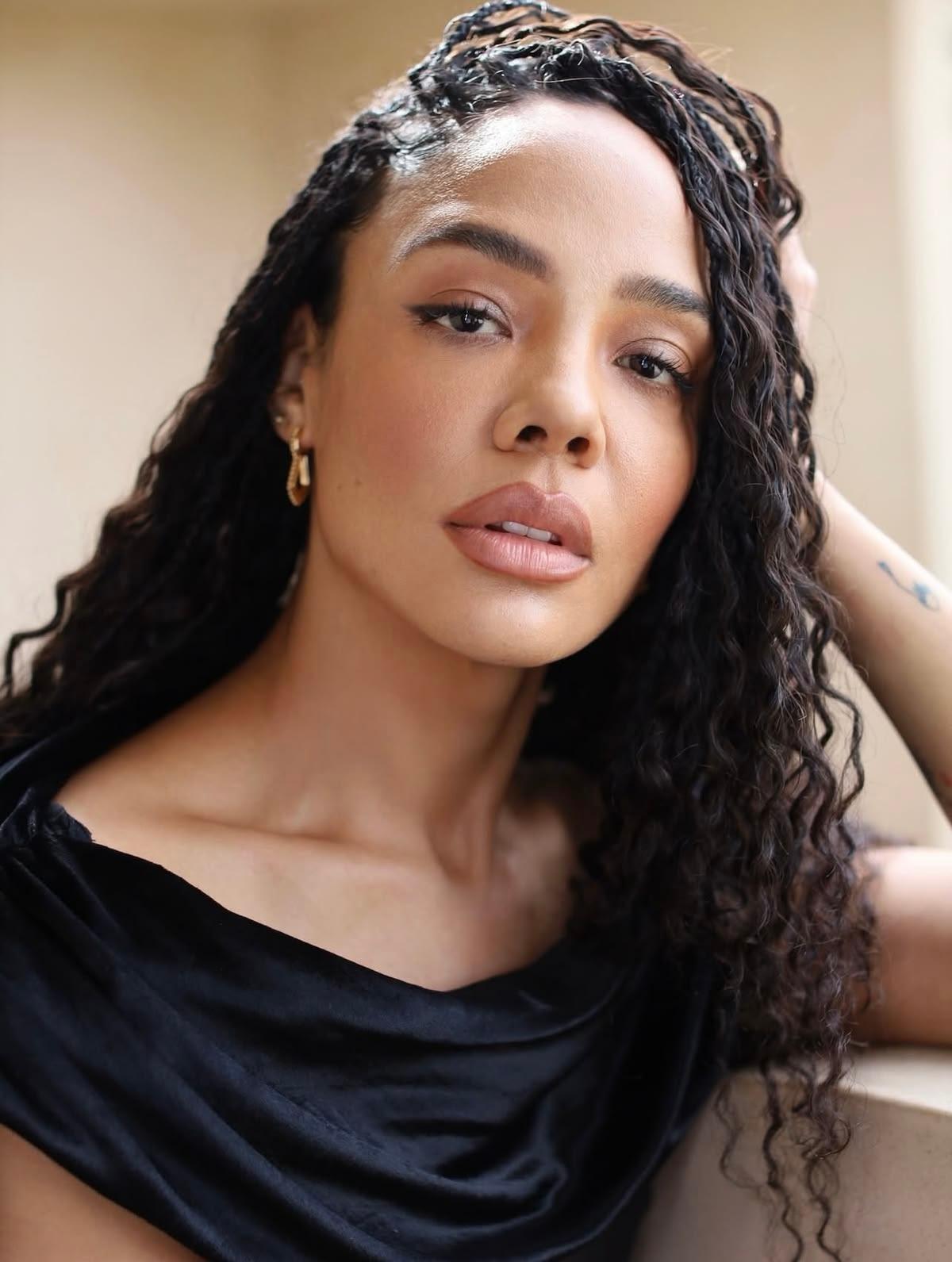 Tessa Thompson natural curls