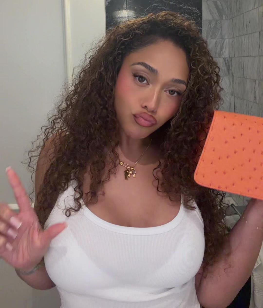 Jordyn Woods curly hair