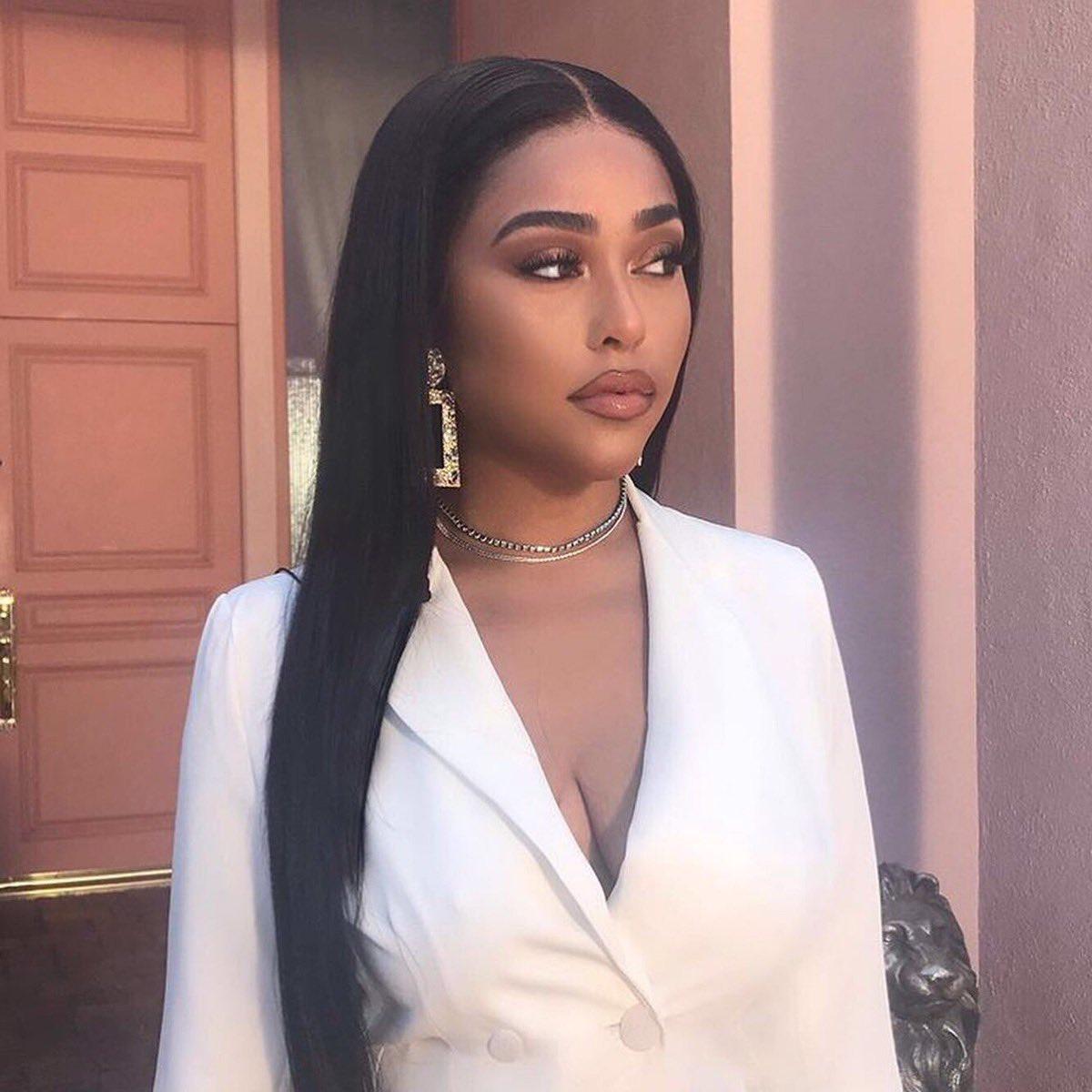 Jordyn Woods straight hair