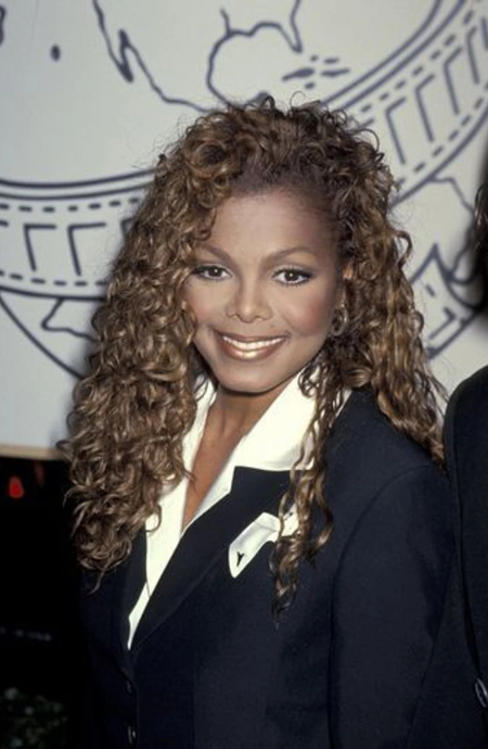 Janet Jackson Curly Hairstyle