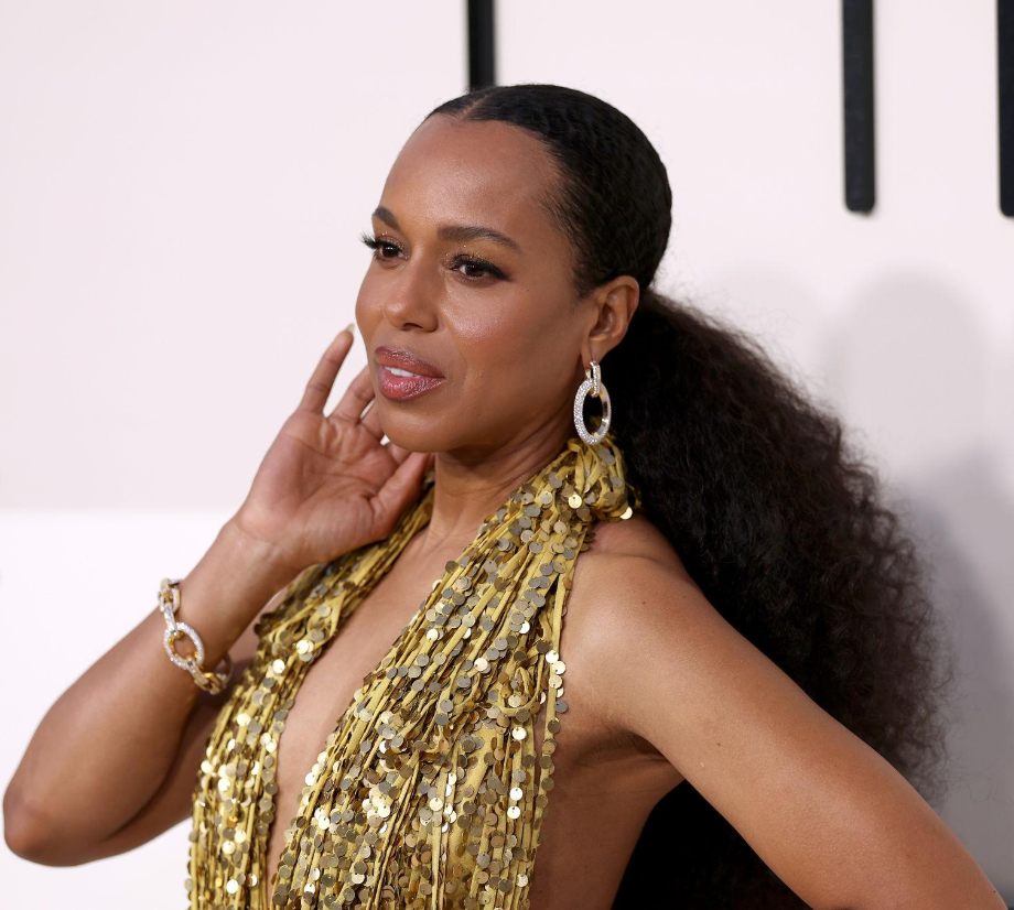 Kerry Washington low curly ponytail