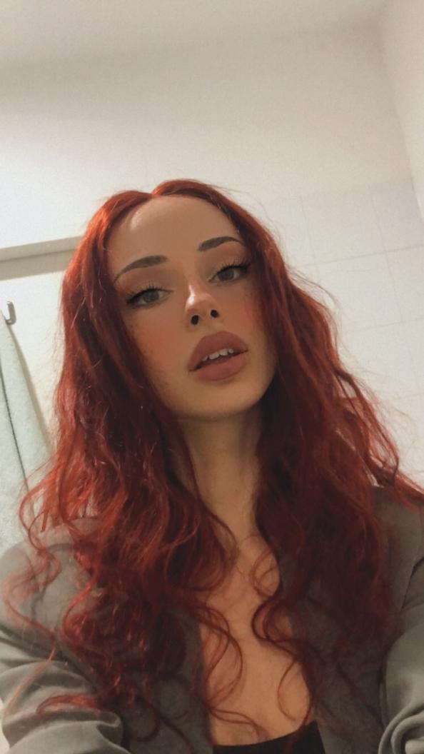 Nadula Reddish Brown Body Wave 4 Bundles with Closure Real Human Hair Bundles with Lace Closure